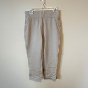 Tapata Neutral Pull-On Ankle Pants Size Medium